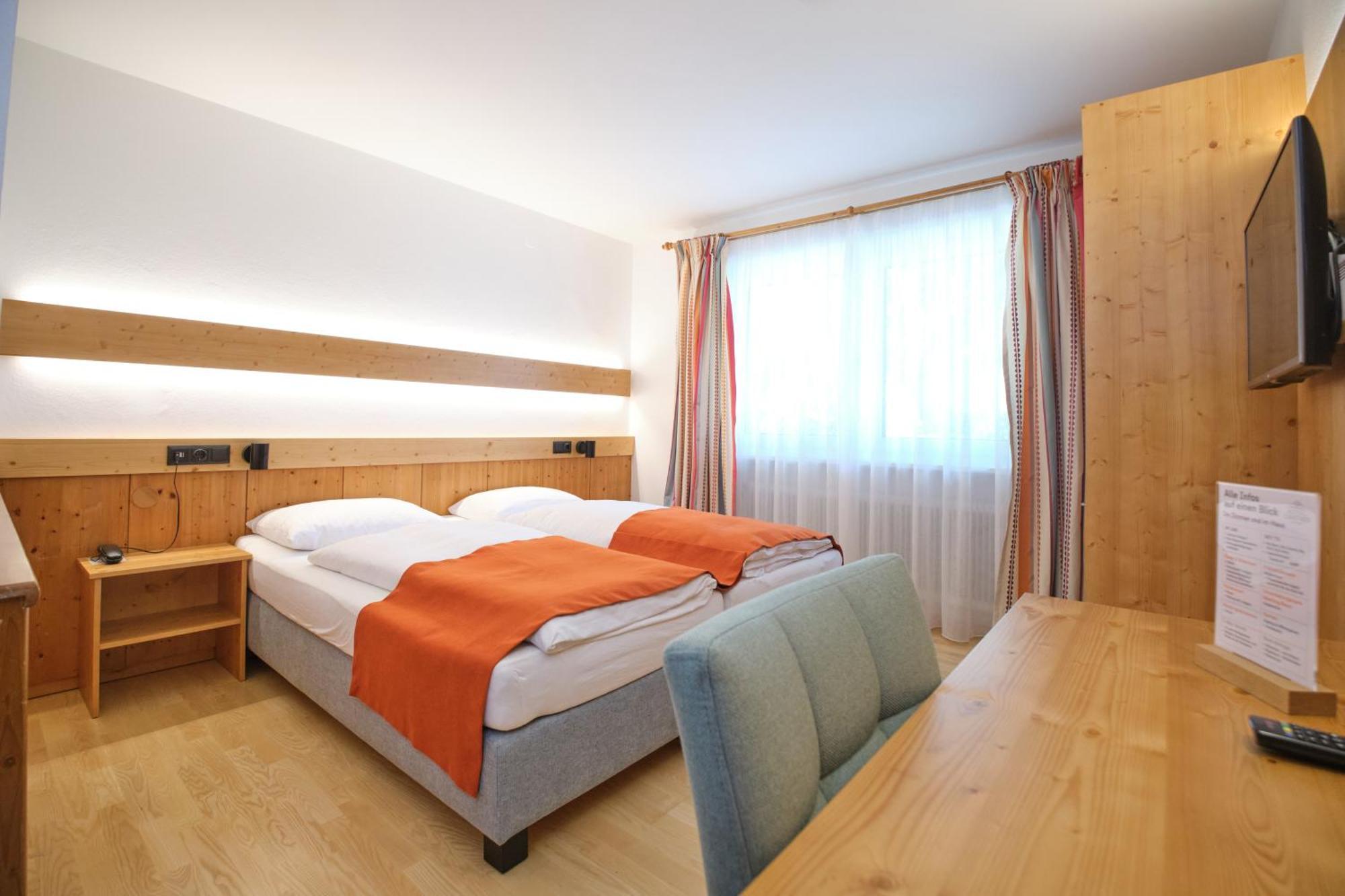 איוגנדורף Santner, Hotel מראה חיצוני תמונה